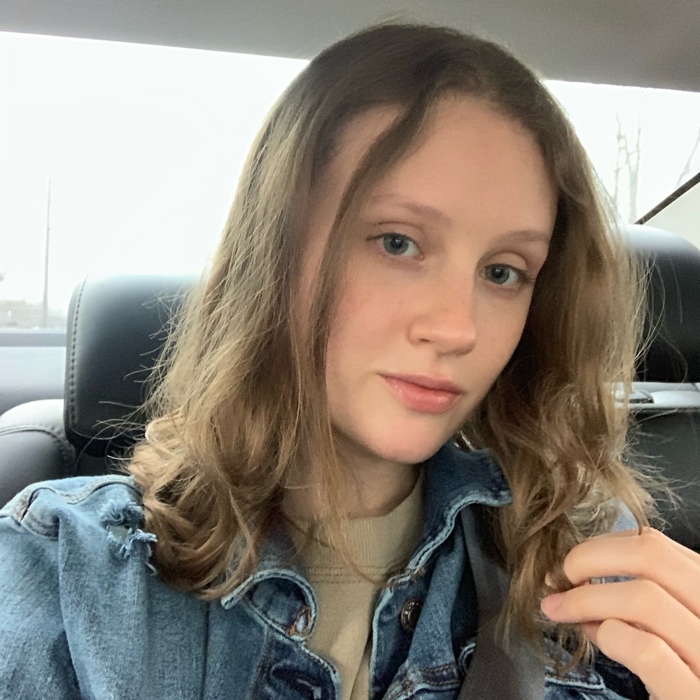 Meet your Posher, Alyssa